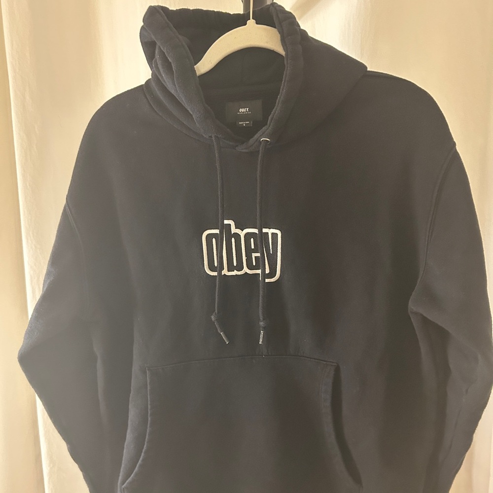 Obey Hoodie - black